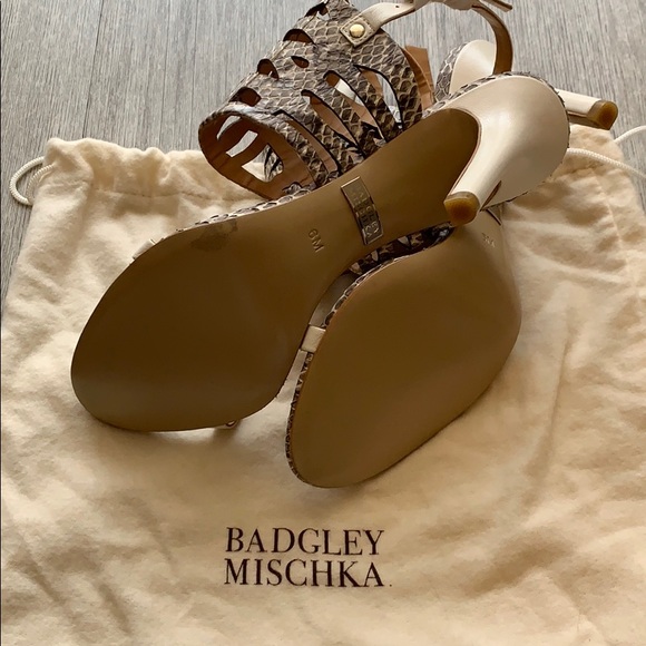 Badgley Mischka leather snakeskin sandals! - Picture 5 of 7
